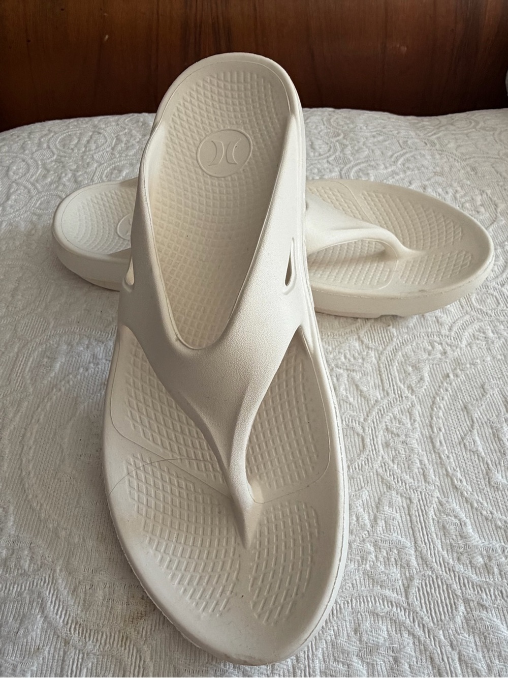Hurley flip flops size 12